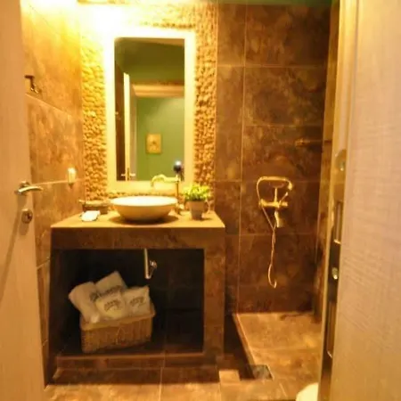 Alkionides Apartment