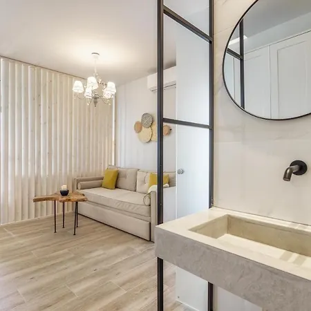 Alkionides Polychrono